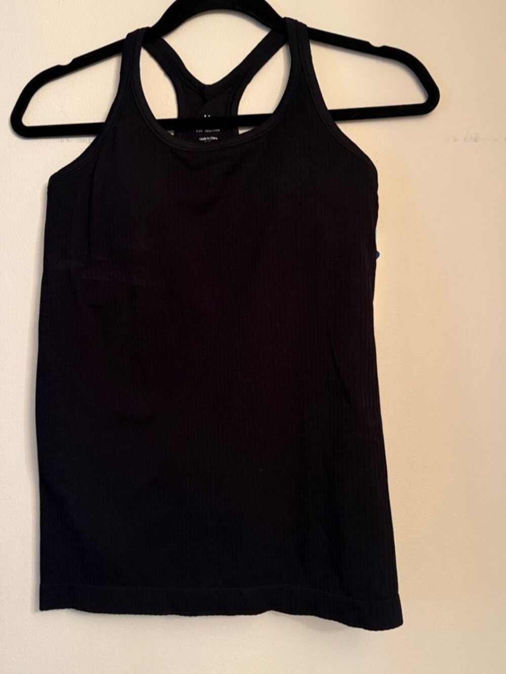 Women's Black Ribbed Racerback Tank Topπ